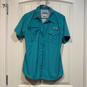 EUC — Women’s XL Omni-Shade PFG Shirt